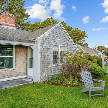 Seaside Cottages - Cottage 33 - The Tin Lobster